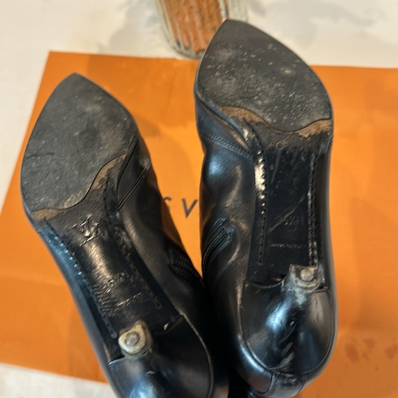 Authentic Louis Vuitton ankle boots - Picture 8 of 16